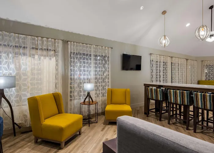 Best Western Hampshire Inn & Suites